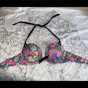 VS Bombshell bikini top